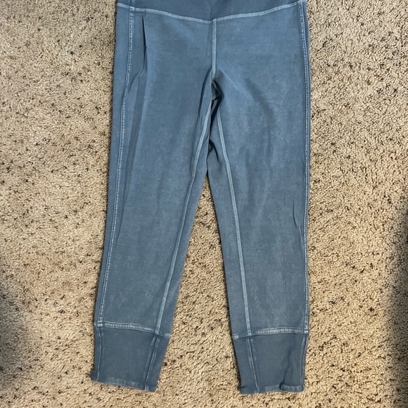 Lululemon Bundle! - Picture 16 of 16